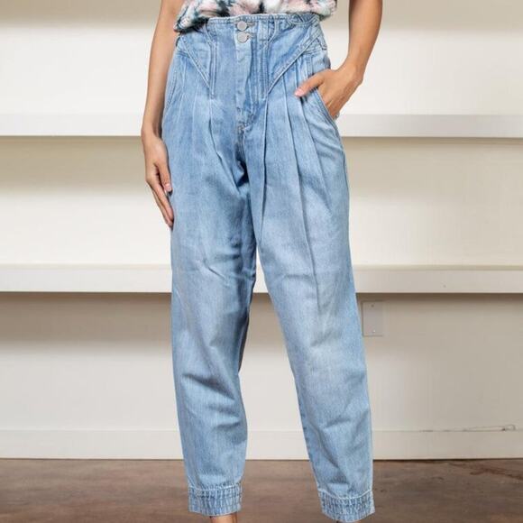 Blank NYC womens 29 Steal The Show Tapered Denim Pleat jean Pant new - Picture 1 of 12